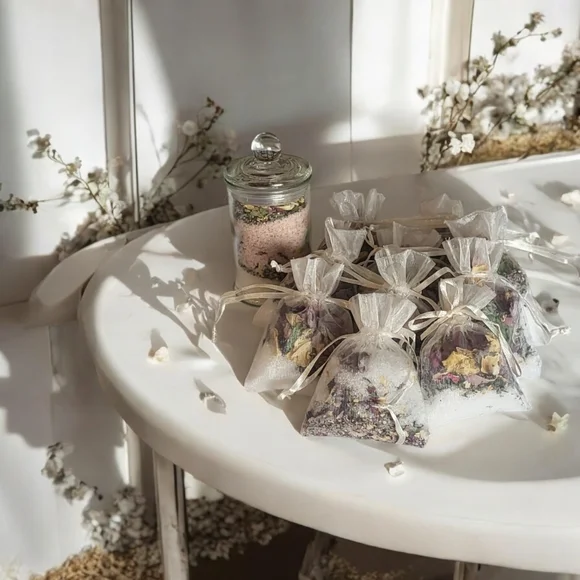 Handcrafted Handmade Tea Bath Floral Salt Relaxation Rejuvination Beauty Bags - Picture 5 of 8